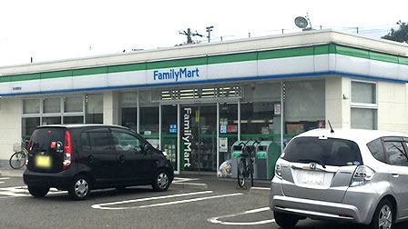 ファミリーマート和泉唐国店